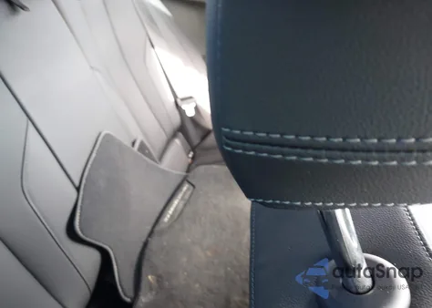 2024 BMW M240 I xDrive z USA, uszkodzony, nr VIN 3MW53CM06R8E55928